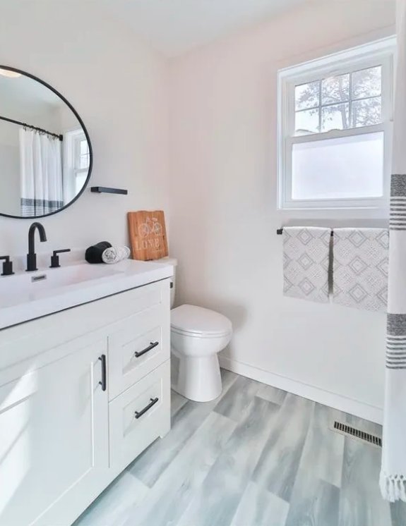 Finished bathroom from the listing